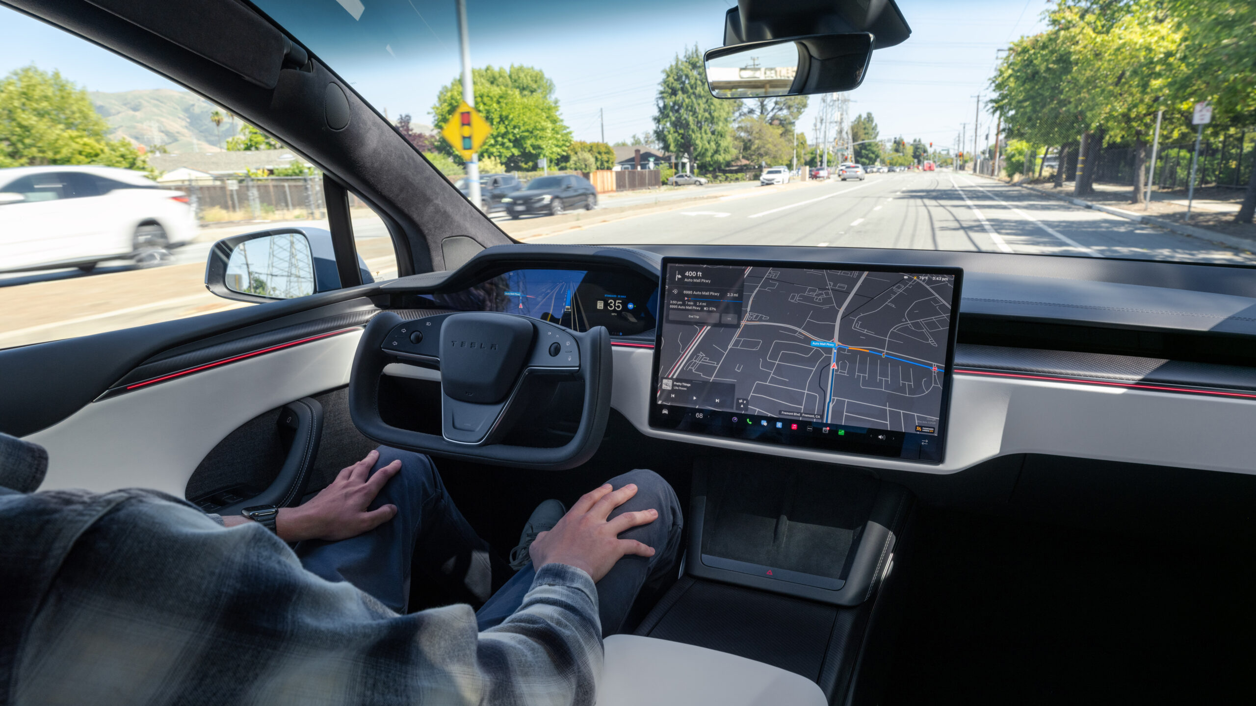 Tesla Model X - personalizare și accesorii custom, Atelierul EV